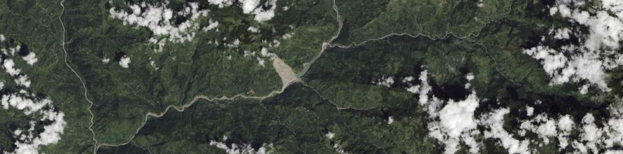 In the early hours of August 2, 2014, nearly 2 kilometers of hillside collapsed in rugged northern Nepal. Image: NASA. In the early hours of August 2, 2014, nearly 2 kilometers of hillside collapsed in rugged northern Nepal. Image: NASA.