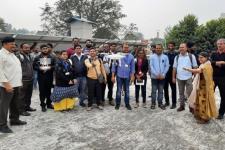 Training participants flying an UAV. Image: UNOOSA.