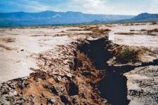 Land subsidence in California due to the withdrawal of groundwater. Image: USGS.