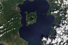 Imagen satelital del volcán Taal (Fuente: NASA)
