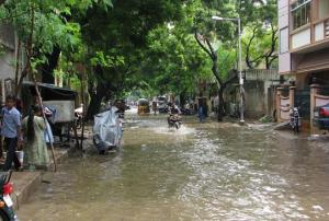 Floods caused by monsoon rains in Indian cities (Image: McKay Savage)