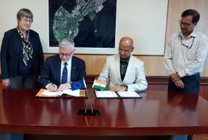 The European Commission and Department of Space of India sign a Cooperation Arrangement to share satellite Earth Observation data. Image: European External Action Service (EEAS) 