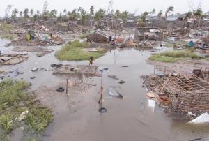 Aftermath of Cyclone Idai in Mozambique in March 2019. Image: Denis Onyodi/IFRC/DRK/Climate Centre.