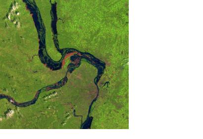 Data provided by optical and radar satellites are used to generate maps of flood