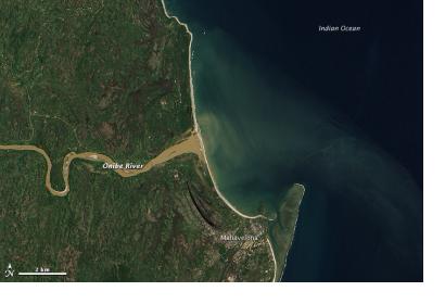 NASA Earth Observatory image shows the Sediment-choked Onibe River, Madagascar, 