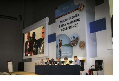 Panel at the First Multi-Hazard Early Warning Conference (MHEWC-I): Saving Lives, Reducing Losses in May 2017 in Cancun, Mexico. Image: UN DRR / CC BY-NC-ND 2.0.