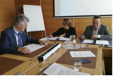 H.E. Gerhard Küntzle, Permanent Representative of Germany to the United Nations (Vienna); UNOOSA Director Ms. Simonetta Di Pippo; and Prof. Klaus Greve from the Centre for Remote Sensing of Land Surfaces (ZFL) at the University of Bonn.