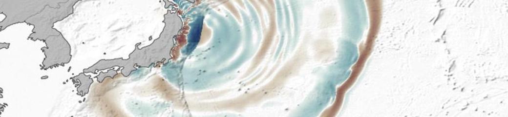 Researchers from NASA’ Jet Propulsion Laboratory (JPL) and the Ohio State University (OSU) used satellite altimeters to observe “merging tsunamis”. The image comes from a data-based computer model that shows Tohoku-oki tsunami waves propagation. Waves peaks are depicted in red-brown, while depressions in sea surface appear in blue-green. Grayscale outlines show the location of mid-ocean ridges, peaks, and islands. Image: NASA.