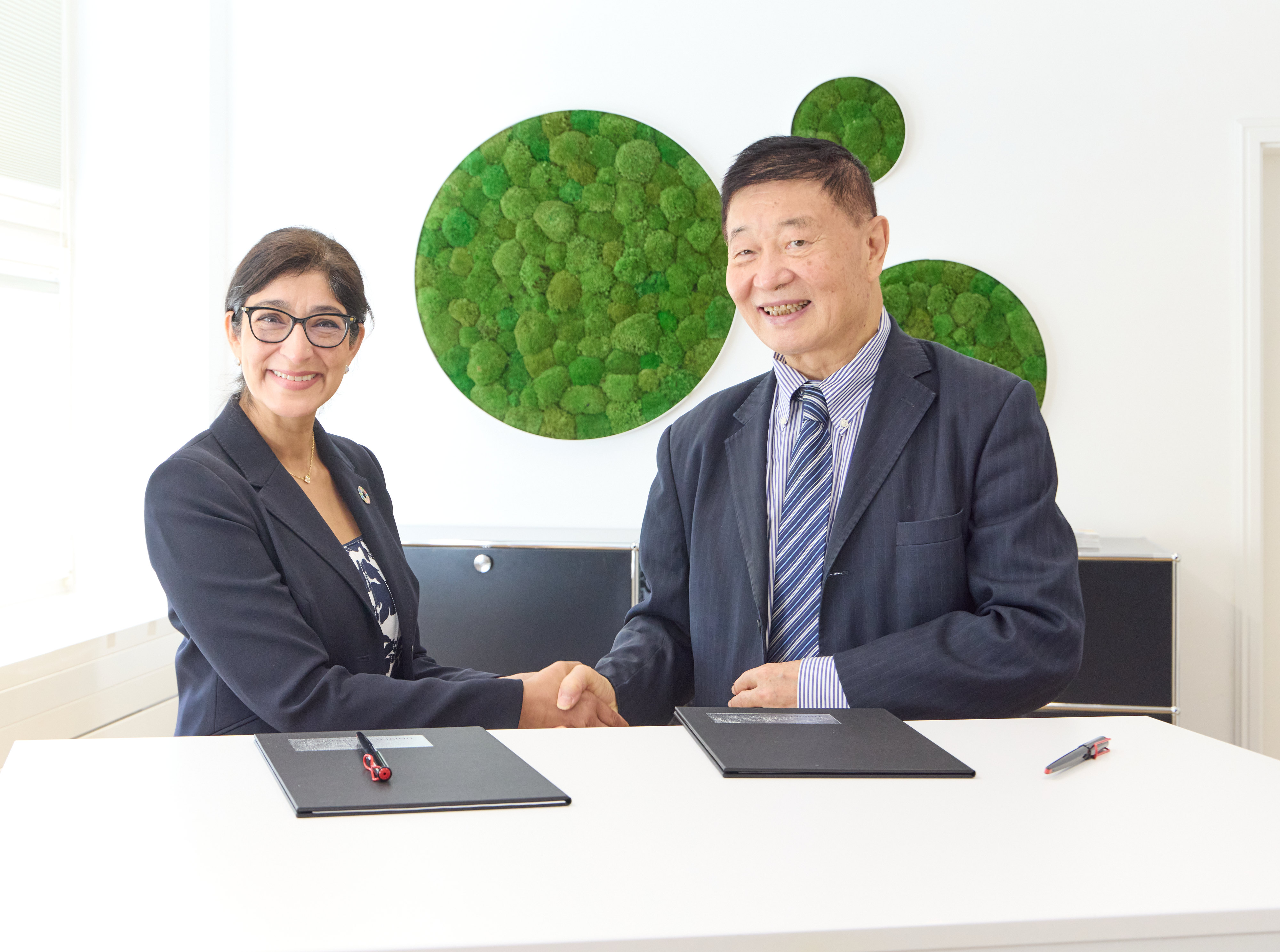 Ms Aarti Holla-Maini (UNOOSA) and Dr. Wang Tianyi (IPA Space)